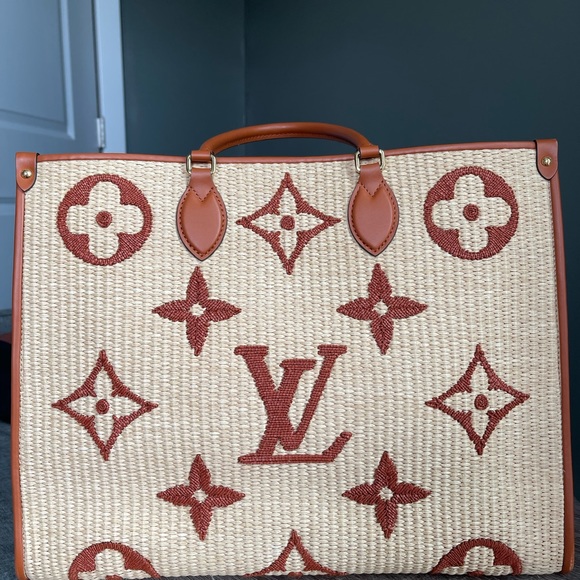 Louis Vuitton Onthego GM Tan Raffia - Picture 2 of 10